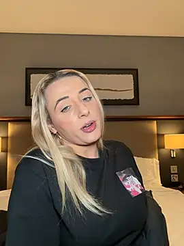 Chat +18 de Strongqueen ao vivo