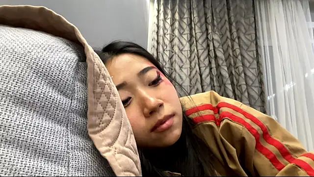 Chat XXX ao vivo de SweetMiaXO