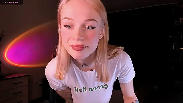 Polusladkoye Adlı Modelin Canlı XXX Sohbeti