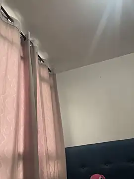 Chat XXX en directo de Natasha_Kiim_