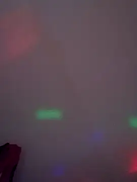 Show modela JhonSHelBy7LuNa na web-kameri