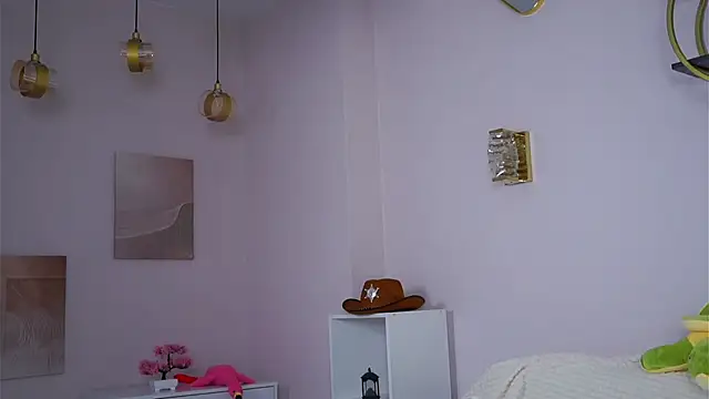 SunnivaCovil Chat XXX live