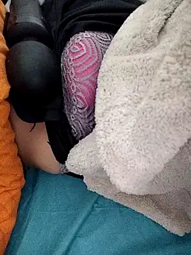 Webkamerová show Haralushiaaa