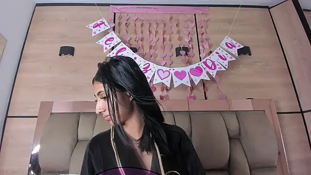 Chatroom XXX en direct de karol_lewiss