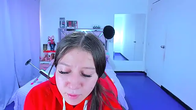 Онлайн чат XXX Luna_Analya