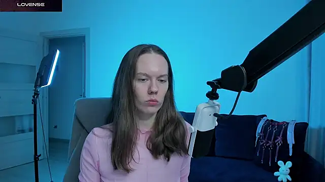 SharkyBaby 라이브 XXX 채팅