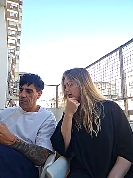 Elnonoykeila77 élő XXX-chatje