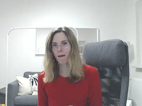 XXX chat uživo modela EllyEdelweiss