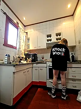 Elnonoykeila77のウェブカメラショー