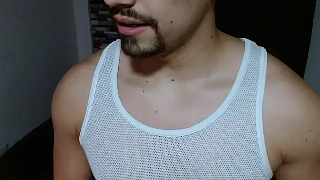 XXX chat uživo modela Ian_Daviz