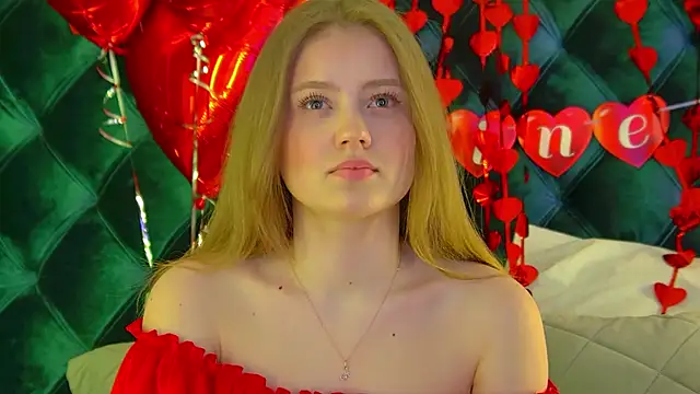 XXX chat uživo modela SelinSwarovski