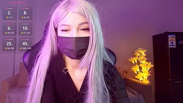 akioramy's Live XXX Chat