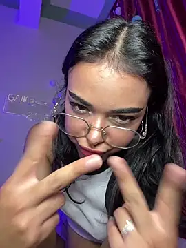 XXX chat uživo modela Iam_Lyan_