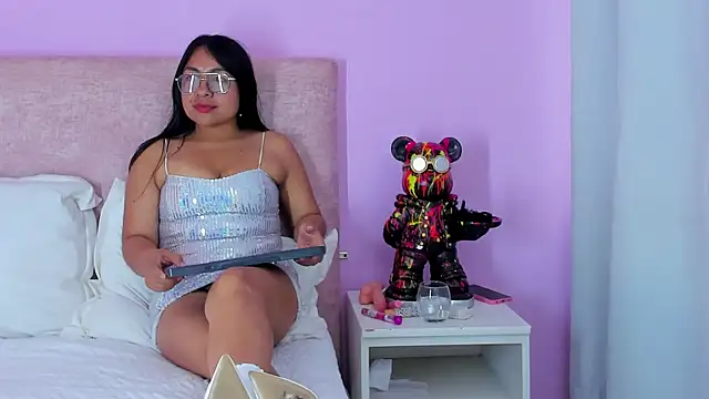 Chat +18 de CarolinaValdez2026 ao vivo