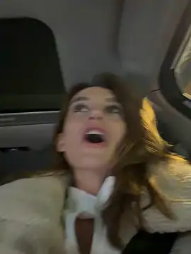 -AngelAri-のライブXXXチャット