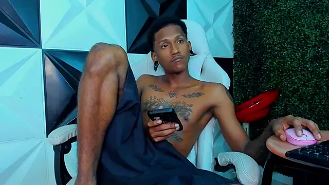 ManSant: вебкам-шоу