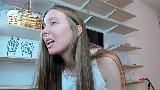 Chatroom XXX en direct de Peggy_Beauty