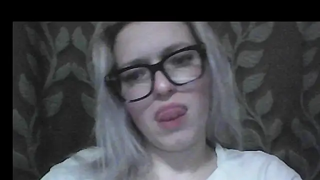 Dolce_Tempt élő XXX-chatje