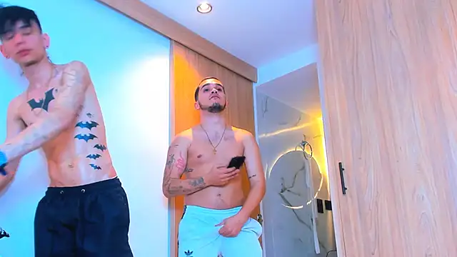 TheBatMansionのライブXXXチャット