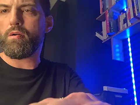 daddyffpig 在線直播表演