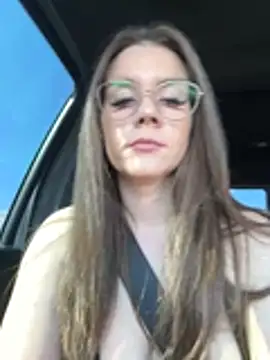 Živý XXX chat MaggyMayI