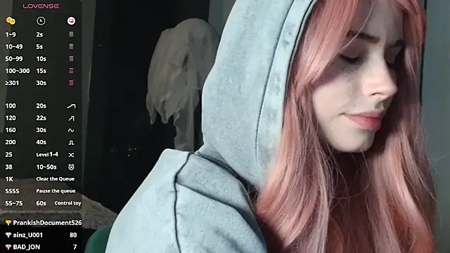 PieraMarch 现场XXX聊天