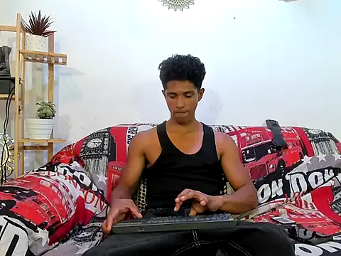 Yoel_hot2004 Pertunjukan Webcam