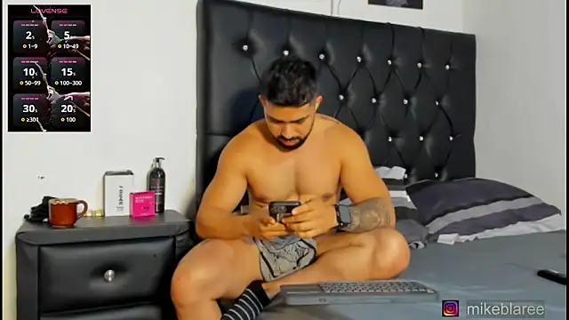 mikeblaree লাইভ XXX চ্যাট