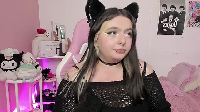 Chat +18 de Sachi_Meow ao vivo