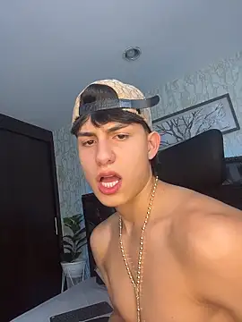 Lander_Cruz: απευθείας συνομιλία ΧΧΧ