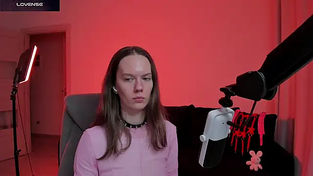 Živý XXX chat SharkyBaby