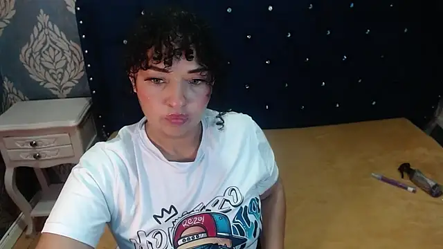 Sofiacowperx Webcam-Show