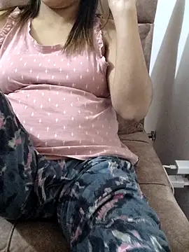 Chat +18 de Tanha18 ao vivo