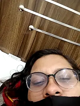 Czat XXX na żywo – piryasharma005