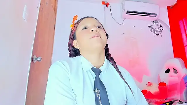 Emily_Coper18 – Live XXX-chat