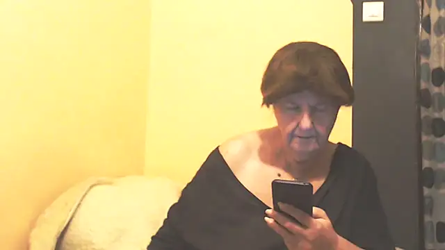 MioritaHard live XXX chat