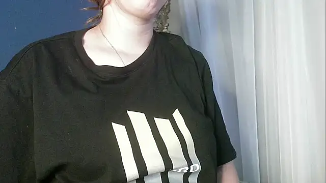 Czat XXX na żywo – lunahototinparis18