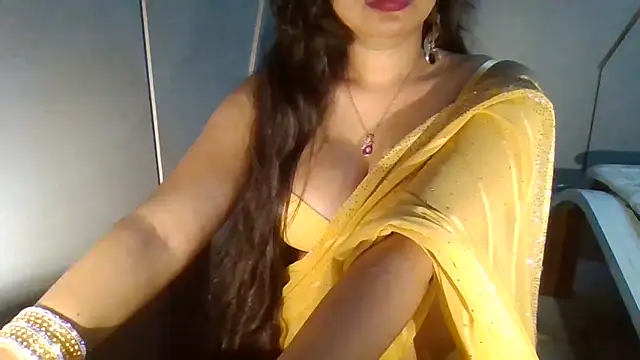 Czat XXX na żywo – Yashika_Loves