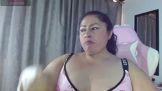 Chat +18 de Keyla01_ ao vivo