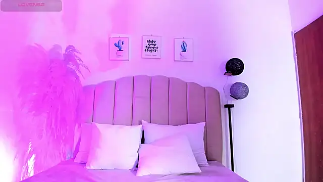 _aithanaa_'s Live XXX Chat