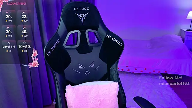 แชท XXX สดของ MiaScarlettt