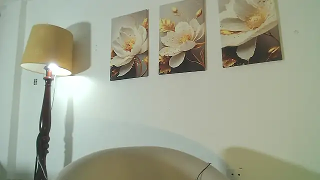 viiolet_collinsのライブXXXチャット