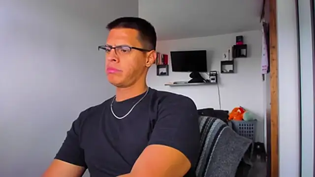 _John_Boy_ webkamerás műsora