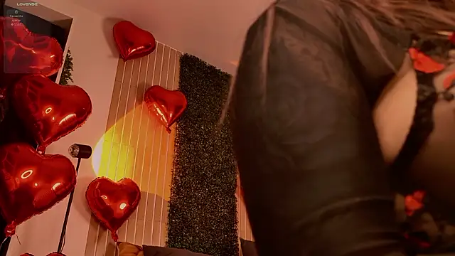 MichaellaMoon Live XXX-Chat