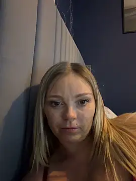 Sky25x: вебкам-шоу