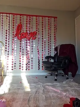 oliviaprettypussy 现场XXX聊天