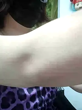 Chat XXX en directo de miniiceyya