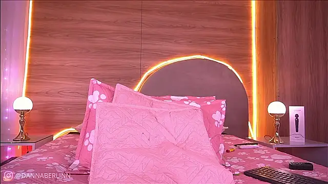 danna_berlin_ 即時 XXX 聊天