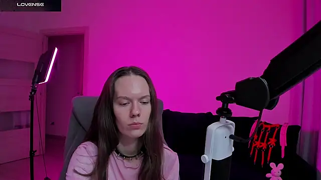 SharkyBaby: вебкам-шоу