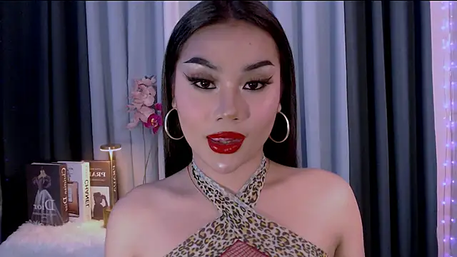 Coka_bella Adlı Modelin Web Kamerası Şovu